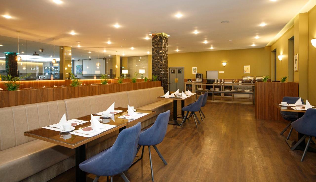 Parkhotel Carlsbad Inn Dalovice Eksteriør bilde