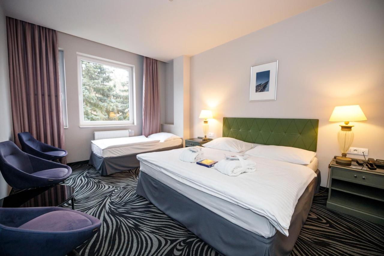 Parkhotel Carlsbad Inn Dalovice Eksteriør bilde