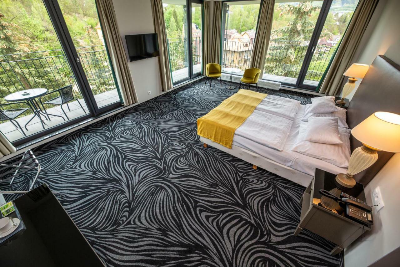 Parkhotel Carlsbad Inn Dalovice Eksteriør bilde