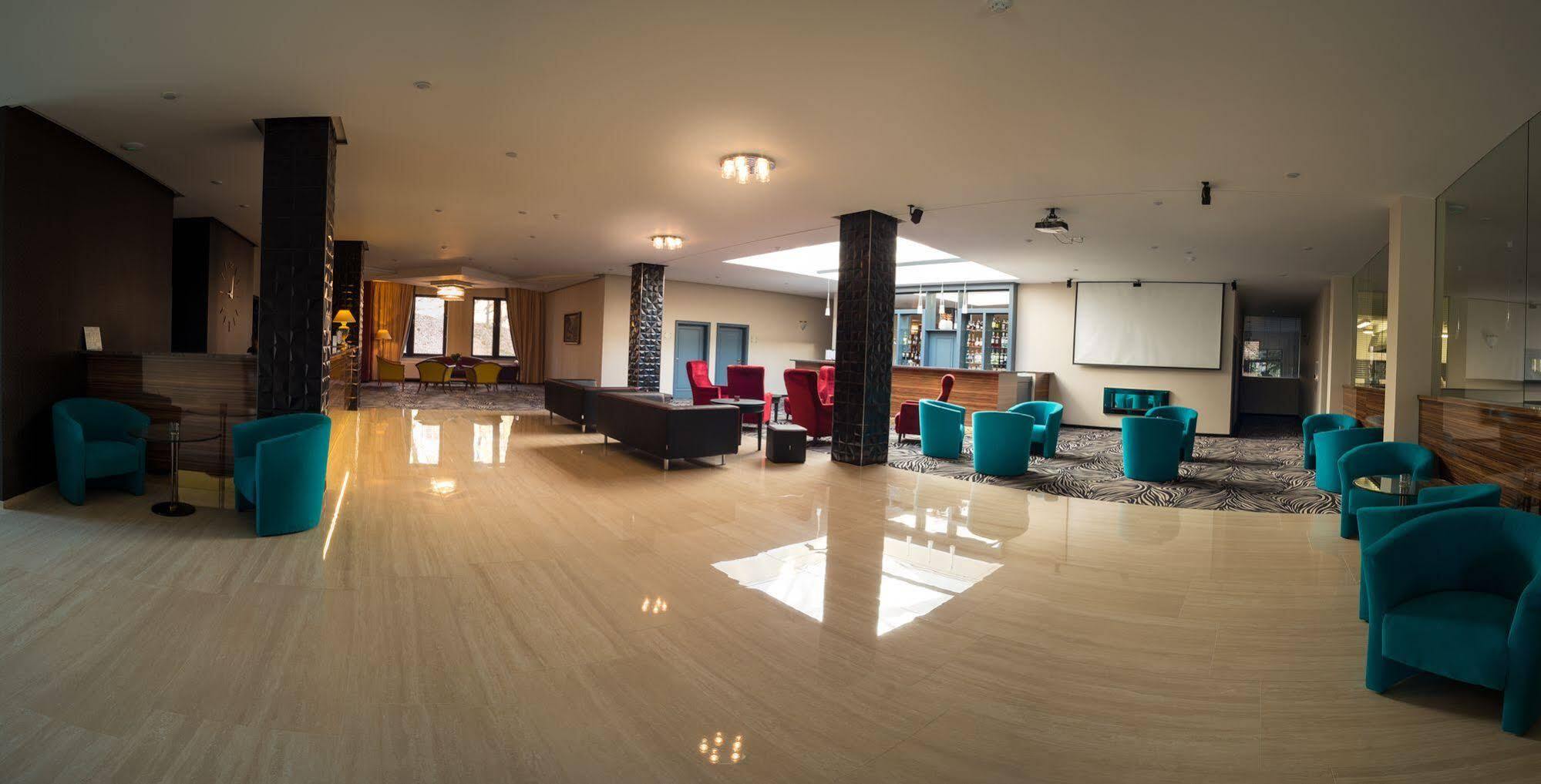 Parkhotel Carlsbad Inn Dalovice Eksteriør bilde