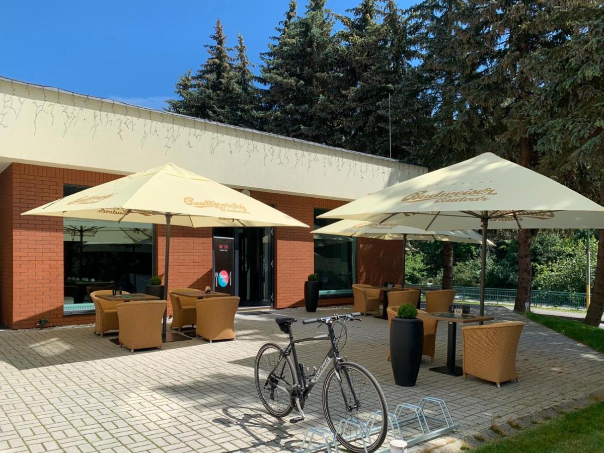Parkhotel Carlsbad Inn Dalovice Eksteriør bilde